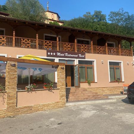 Motel Restaurant Nicol Armenis Bagian luar foto
